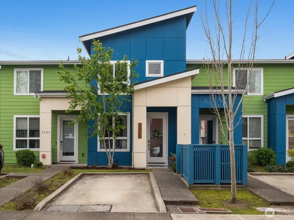 9725 10th Place SW, Seattle, WA 98106