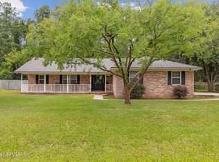 290 Velvet Dr, Jacksonville, FL 32220