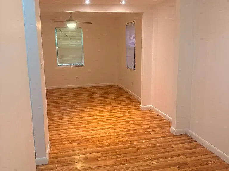 2824 Helen St — Photo 8