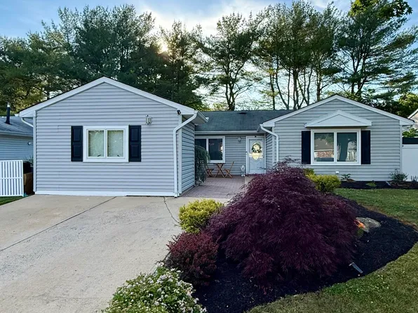 20 Long Road, Freehold, NJ 07728