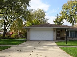 10340 S Kildare Ave, Oak Lawn, IL 60453