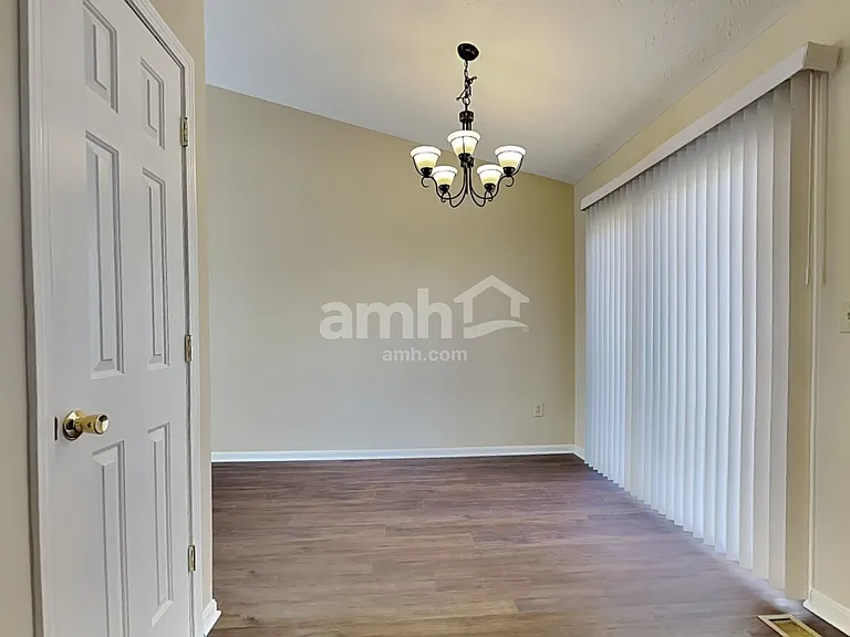 7 Grouse Dr — Photo 6