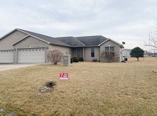 35B Bradford Hls, Sullivan, IL 61951