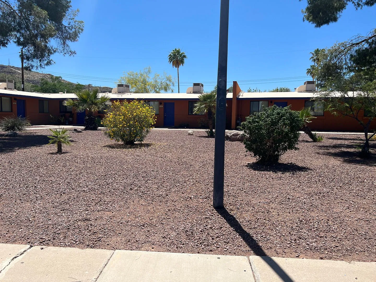 Charming West Side Condo Close to Downtown Tucson ! — Photo 2