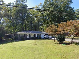 437 Dogwood Dr, Greenwood, SC 29646