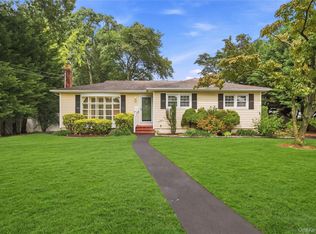 23 Roy Avenue, West Islip, NY 11795