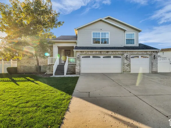 4415 W Bingham Park Dr S, West Jordan, UT 84088
