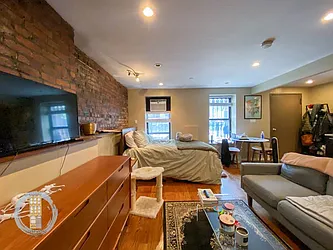 Rented by Brooklyn Rentals NYC