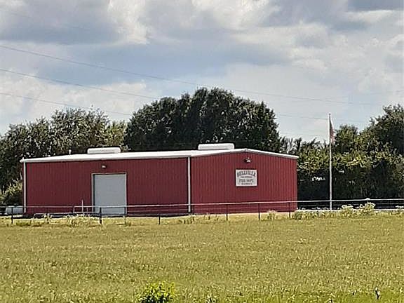 4th image of 10632 Highway 159 E