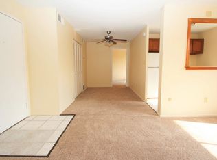 284 Moon Clinton Rd, Coraopolis, PA 15108