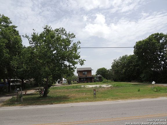 2nd image of 318 Gillette Blvd