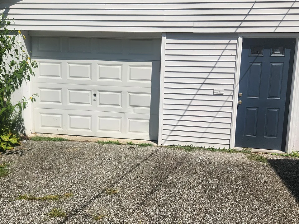 96 Portland Ave