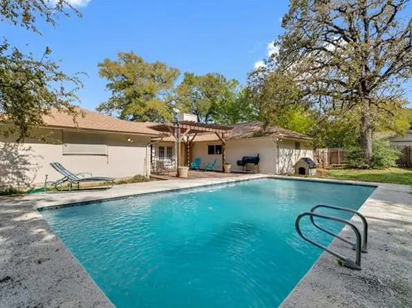 8107 Pilgrims Pl, Austin, TX 78759