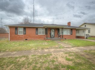 135  W 5th Street, Calhoun, KY 42327