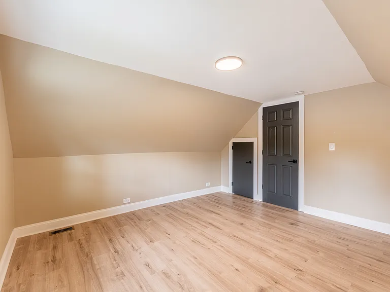 4341 Wisconsin Ave — Photo 16