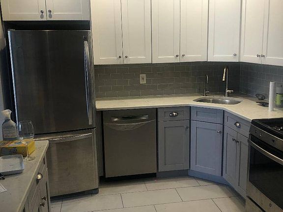 4th image of 6917 Penelope Ave