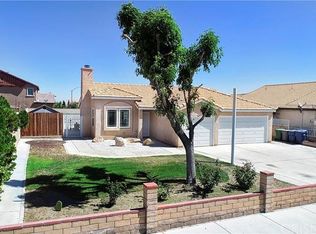 5039 Monaco Ln, Palmdale, CA 93552