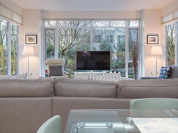 5th image of 373 Tyee Rd #Ga3