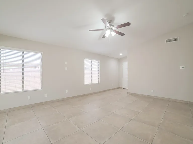 11476 W Madisen Ellise Dr — Photo 4