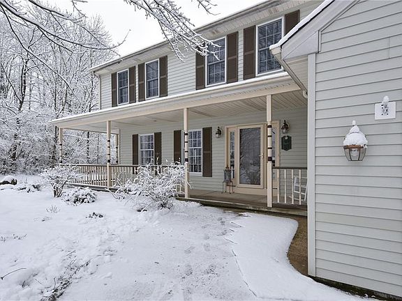 4th image of 25607 Taylor St