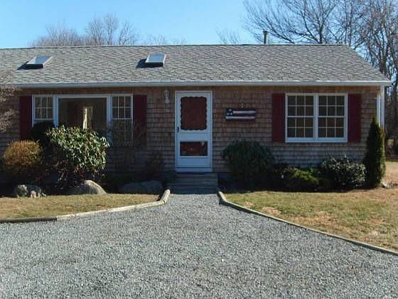 1st image of 24 Ponagansett Pkwy