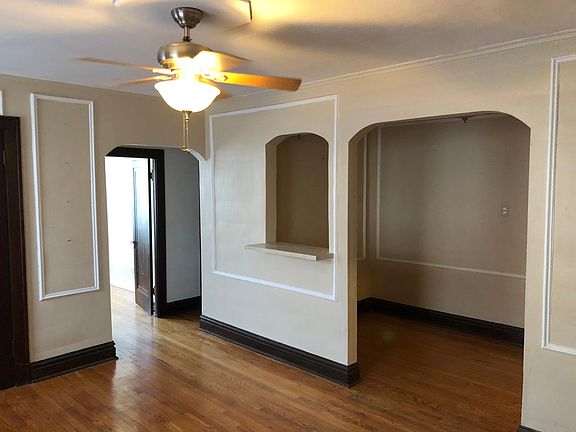 3rd image of 4434 Castleman Ave #2F