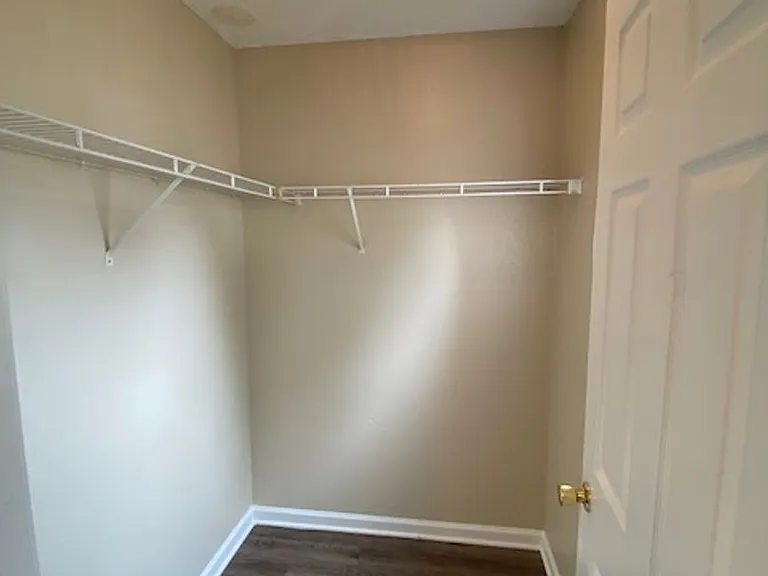 549 Blue Lake Dr — Photo 13