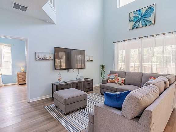 2nd image of 112 Madiera Beach Blvd