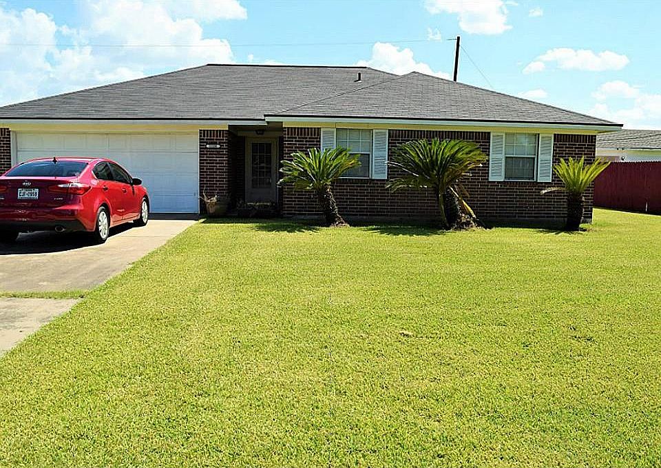 1st image of 1106 Wisteria Way St