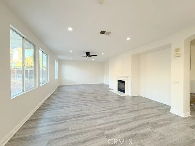 13317 Linnea St — Photo 3