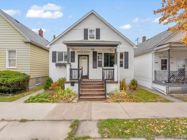 2997 Hanley St, Hamtramck, MI 48212
