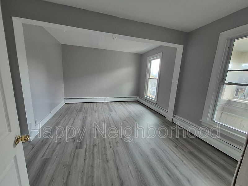1st image of 46 Green St Unit 2F