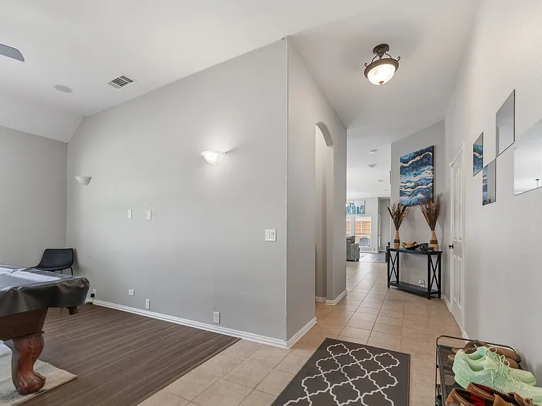 2616 Pine Trail Dr — Photo 5