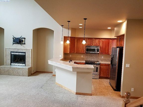 3rd image of 3710 W Canyon Lakes Dr #M-10