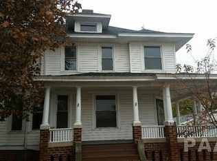 251 E Main St, Ipava, IL 61441