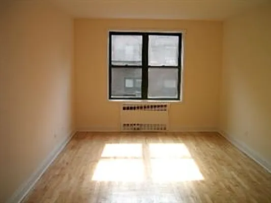 Sold by Douglas Elliman | media 19