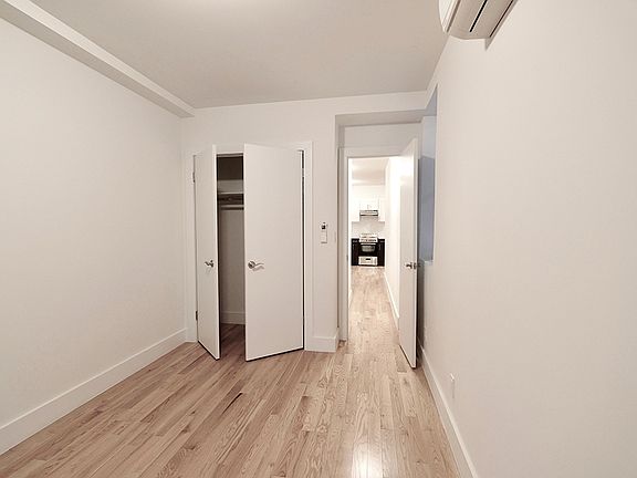 4th image of 317 W 71st St APT 1B