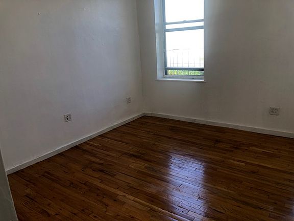 3rd image of 250 Union Ave #7
