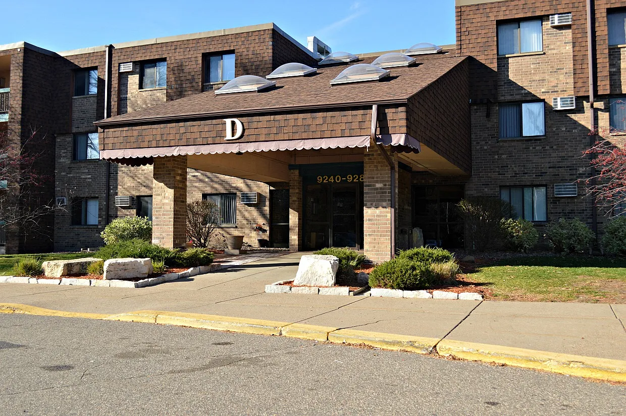 Woodland North Apartments — Photo 2
