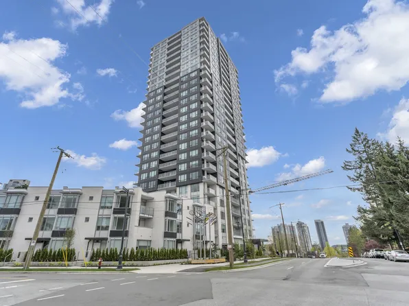 13359 Old Yale Rd #202, Surrey, BC V3T 0S4