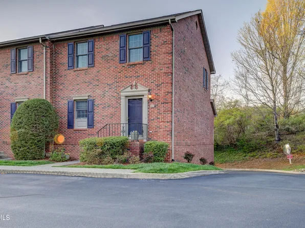 38 Oak Leaf Cir #38, Johnson City, TN 37601