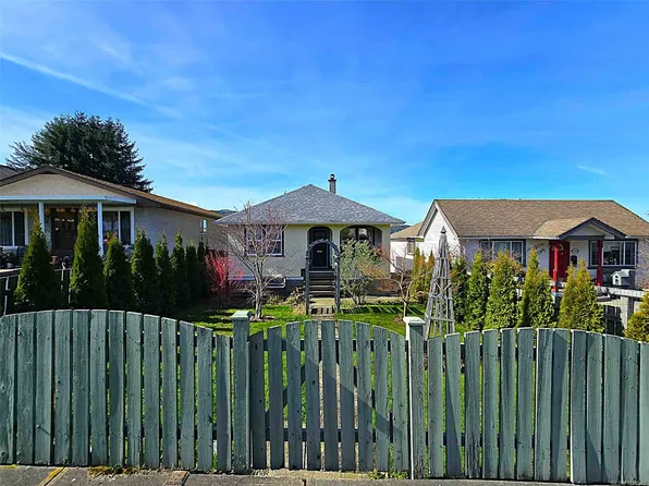 2958 1st Ave, Pt Alberni, BC V9Y 1Y2