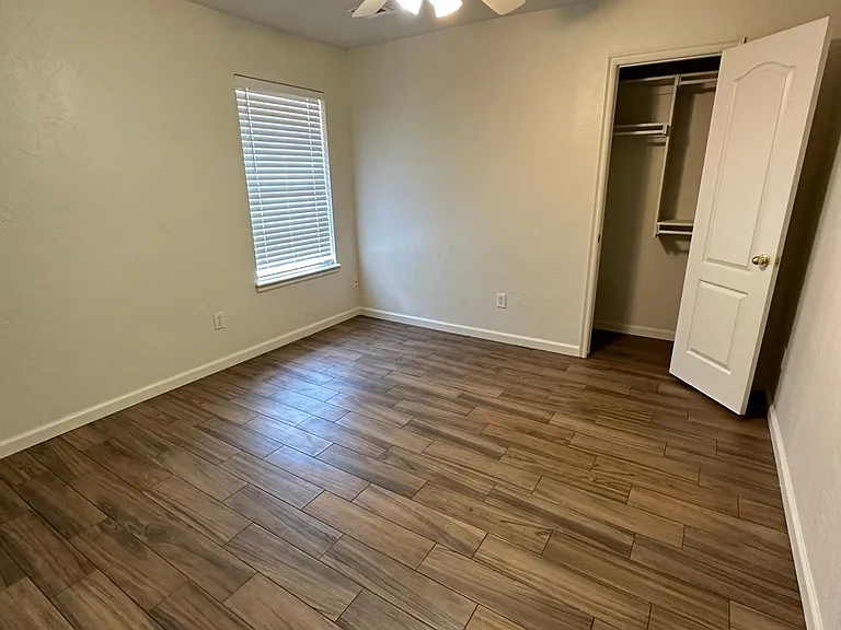 1301 Melisa Dr — Photo 8