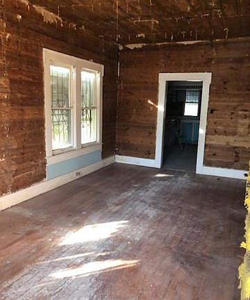 2nd image of 3431 W Houston St