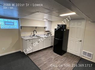 2088 W 101st St, Cleveland, OH 44102