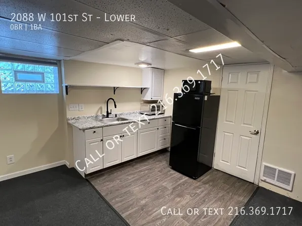 2088 W 101st St, Cleveland, OH 44102