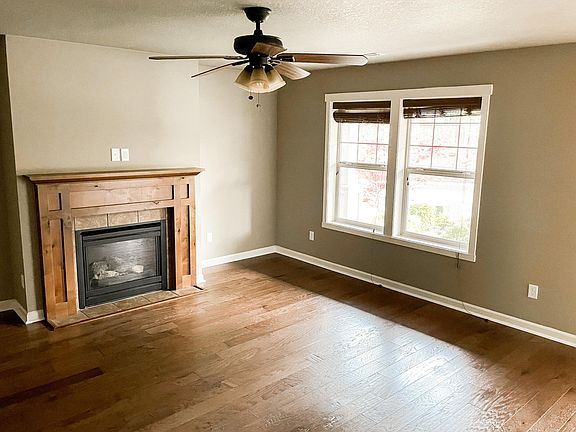 Living room with gas fireplace