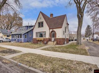 514 W Wheeler Ave, North Mankato, MN 56003