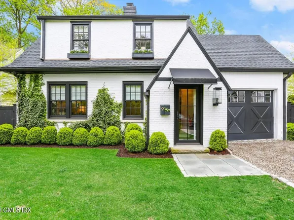9 Ridge Rd, Cos Cob, CT 06807