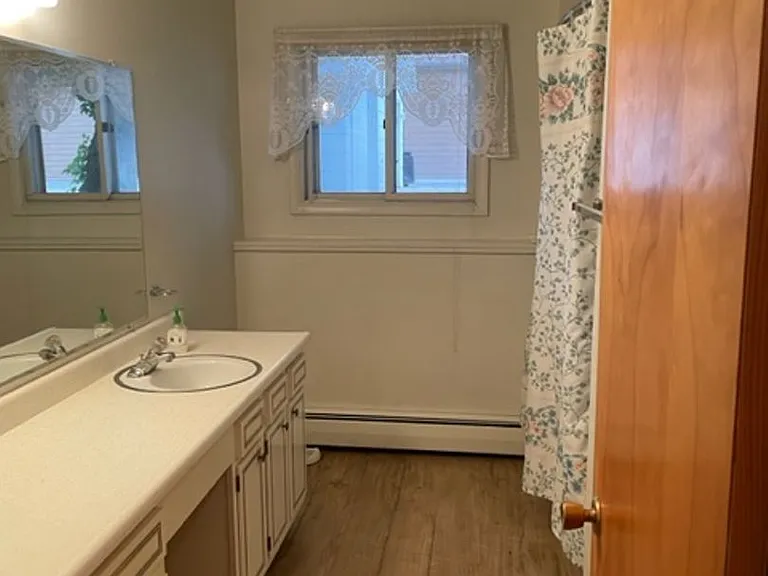 1404 Yellowstone Ave — Photo 5